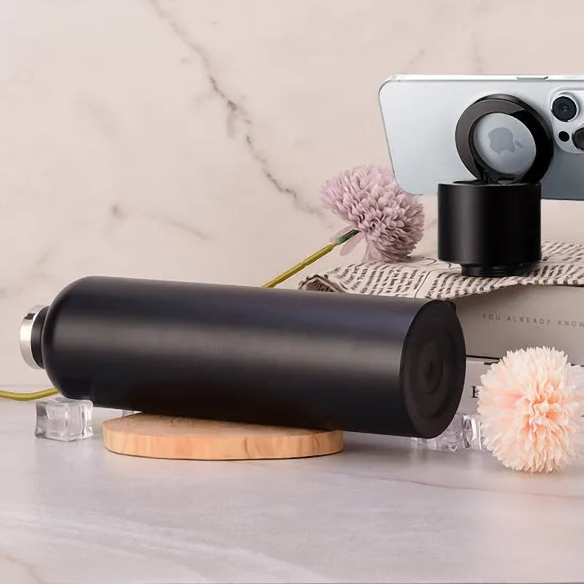 Insulated Water Bottle with Phone Holder Lid